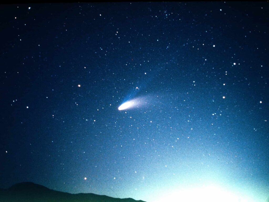 彗星　夜空
